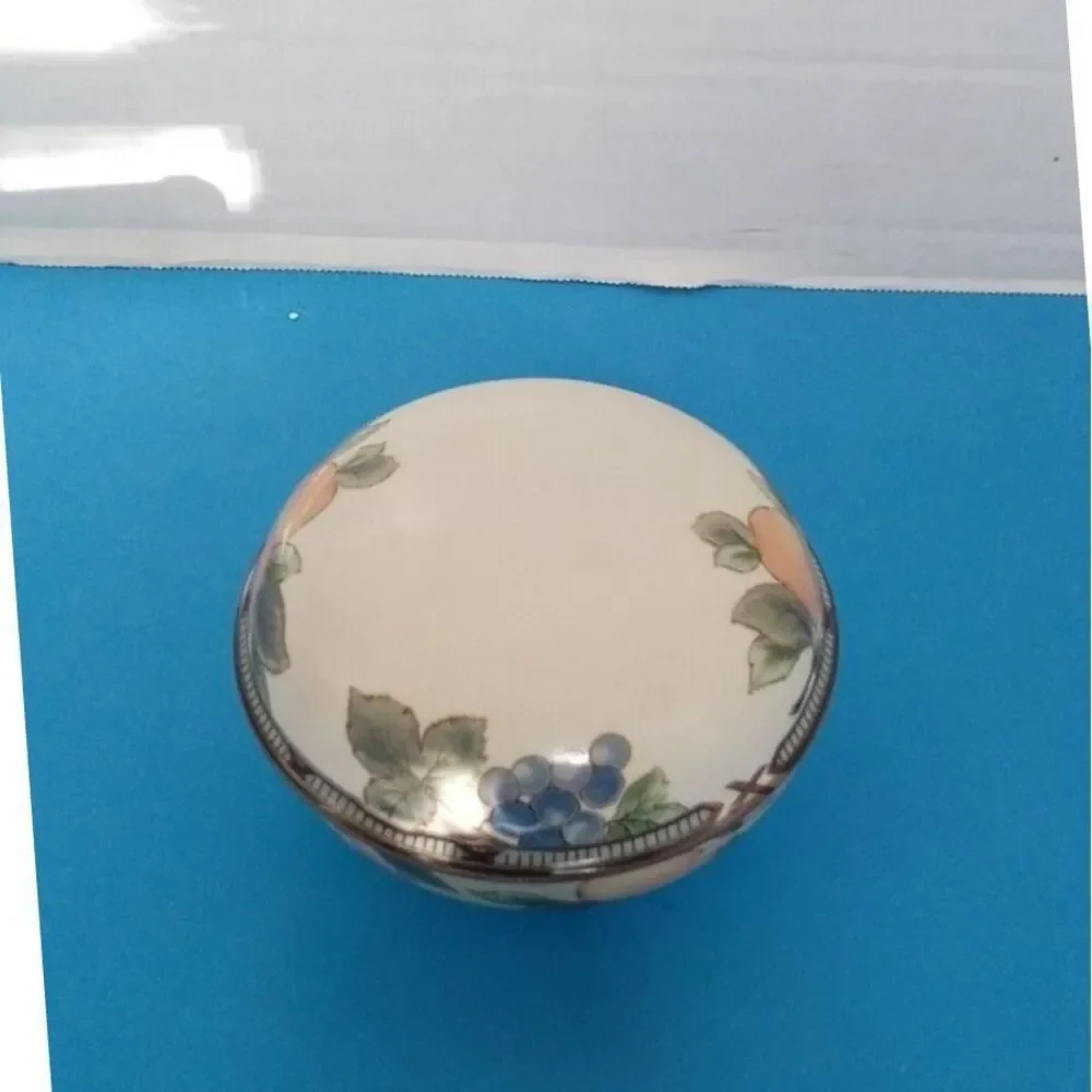 Vintage Floral Ceramic Trinket Box Round‎ Jewelry Storage Container with Lid